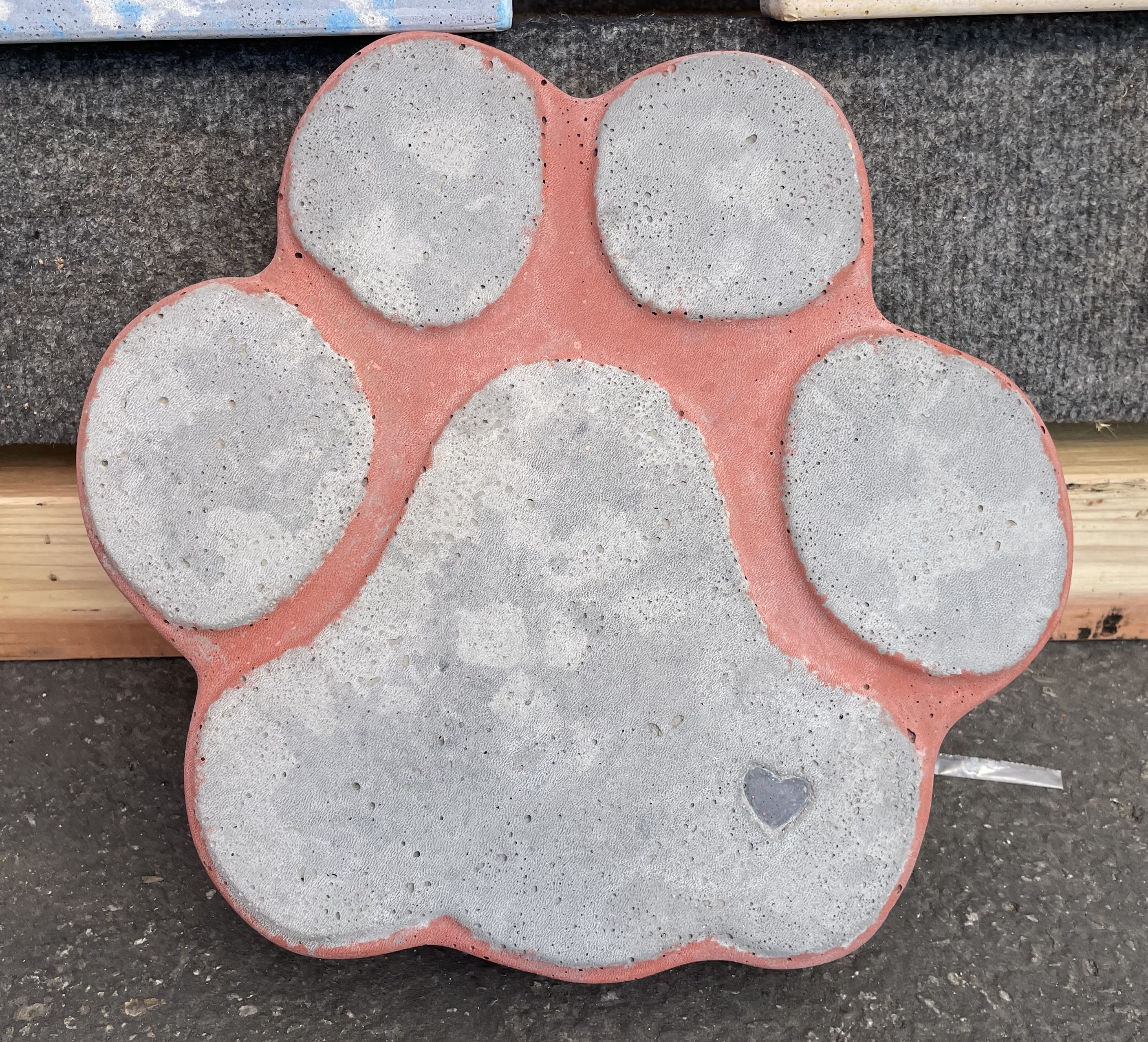 paw_terracotta.jpg